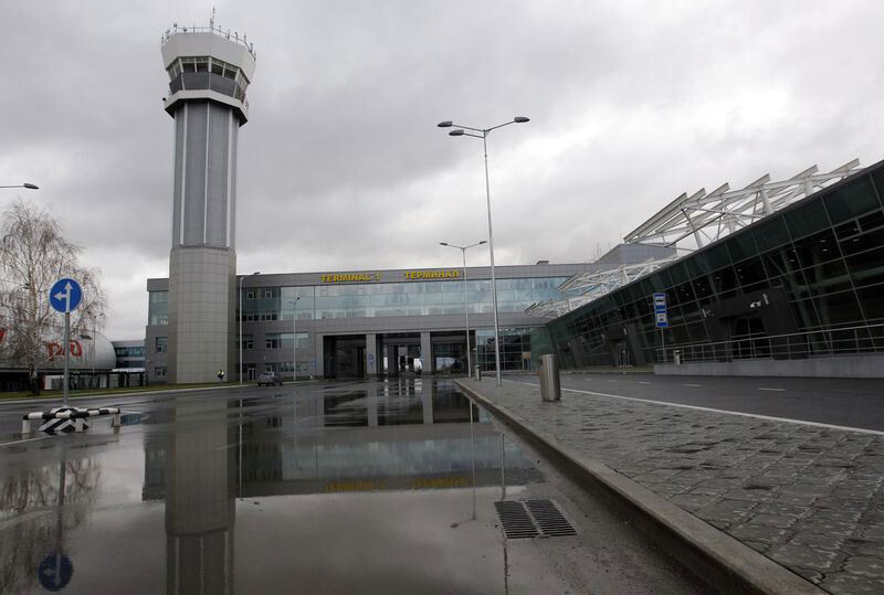 Рейсы приостановлены в аэропорту Казани