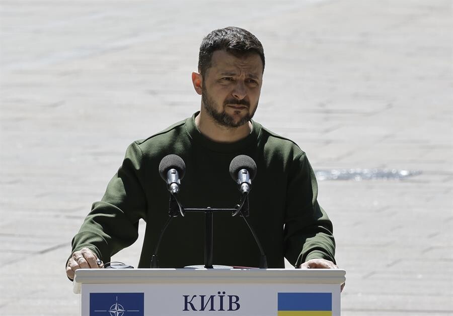 Россия объявила президента Украины в розыск