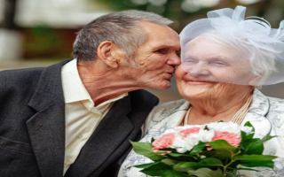 77-летняя российская женщина стала старейшей невестой в Нижегородской области