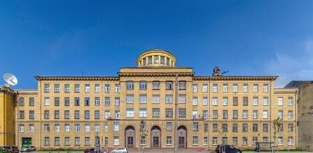 Взрыв в военной академии имени Будённого в Санкт-Петербурге