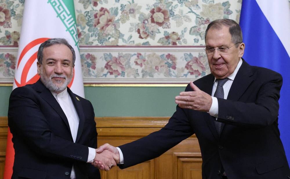 Лавров: Россия и Иран стремятся к нормализации ситуации вокруг программы