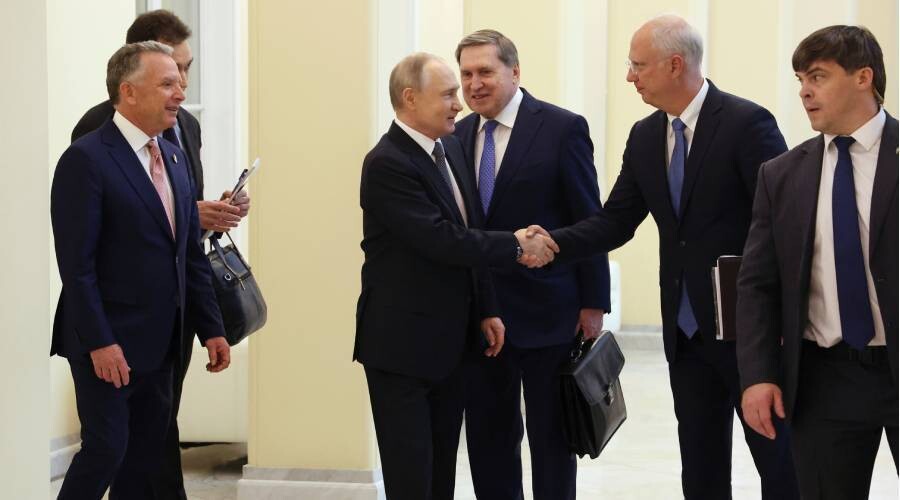 Russia Confirms Leak of Phone Call Between Witkoff and Ushakov