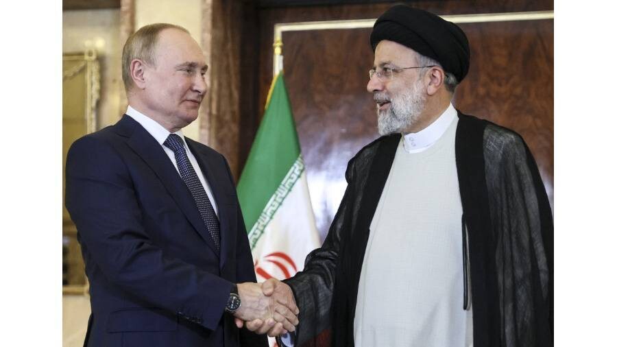 Президент России Путин выражает соболезнования в связи с кончиной президента Ирана