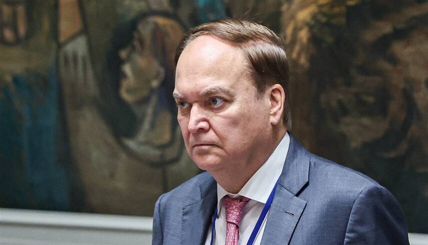 Российский посол возвращается в Москву на фоне напряженности