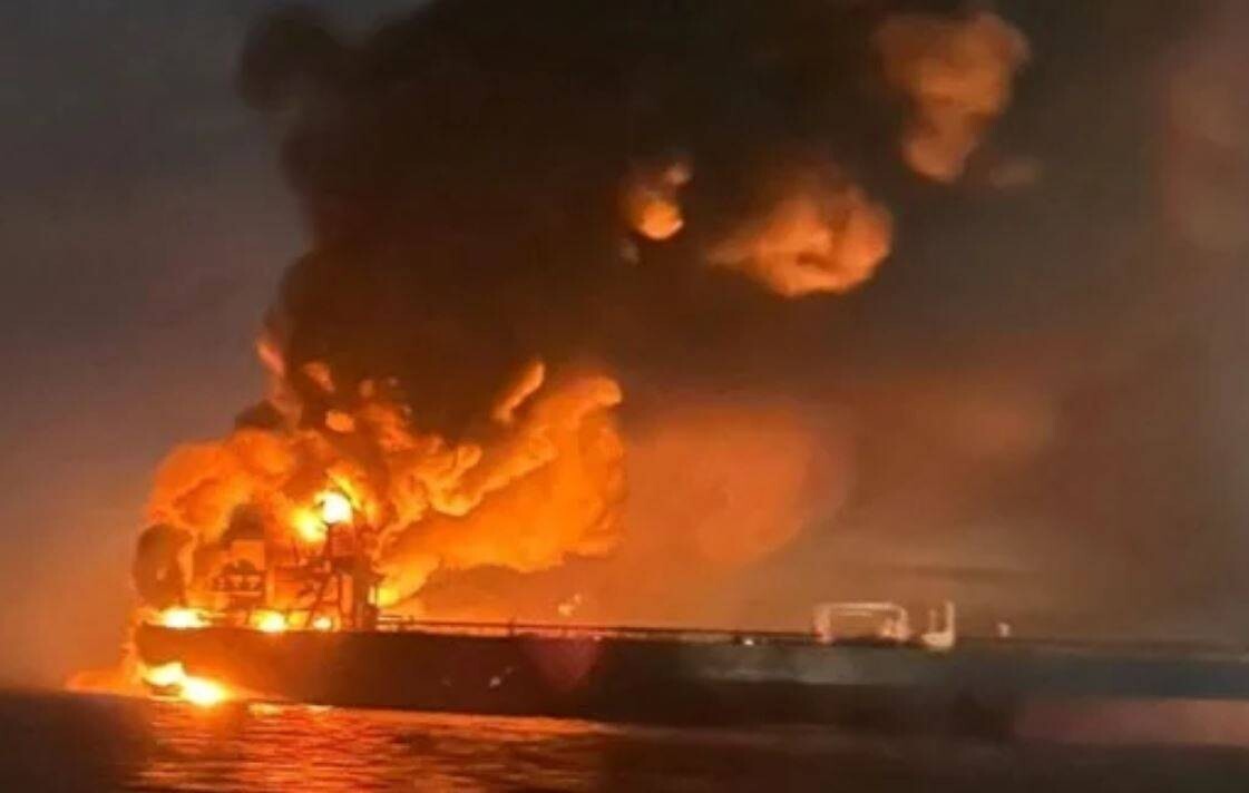 Two oil tankers attacked by drones in the Black Sea