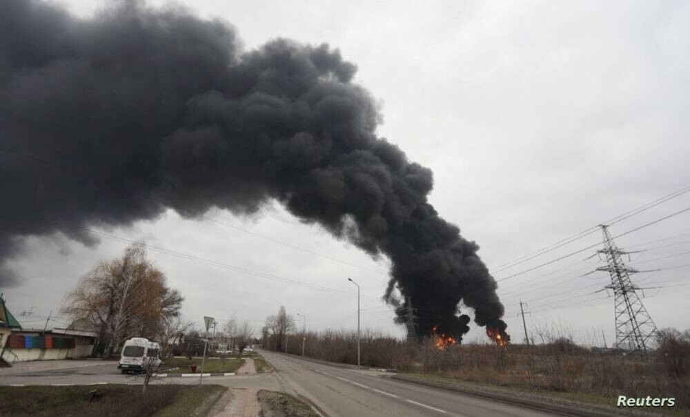 Местный чиновник погиб в результате взрыва, шесть человек ранены в результате обстрела со стороны Украины в Белгороде, Россия
