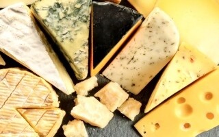 Польза и риски потребления сыра