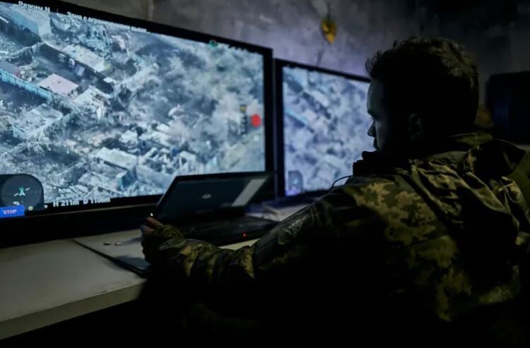 Россия перехватывает крупную атаку дронов на Москву