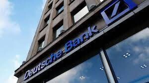 Российский суд приказал арестовать активы Deutsche Bank в Санкт-Петербурге