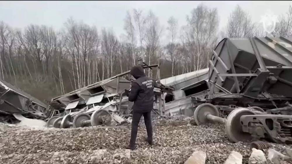 Неизвестные лица сорвали грузовой поезд недалеко от Волгограда