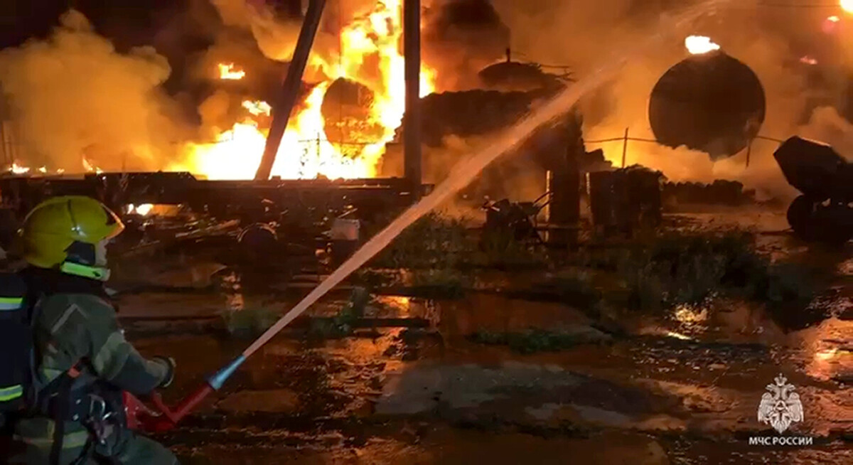 Пожар на топливном складе в Перми потушен