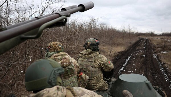Russian MoD urges Ukrainian troops in Bakhmut, Kupiansk to surrender