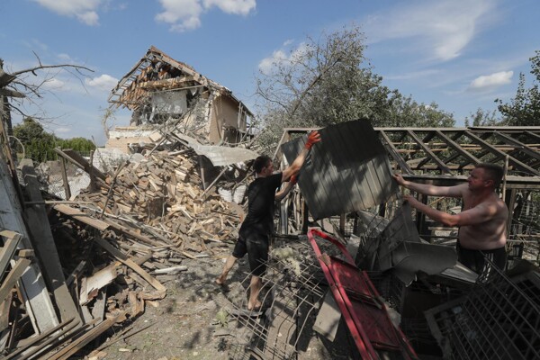 Российская разведка утверждает, что американские частные военные компании набирают членов наркокартелей для участия в войне на Украине