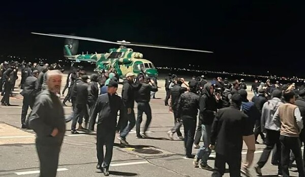 Суд приговорил протестующих за беспорядки в аэропорту