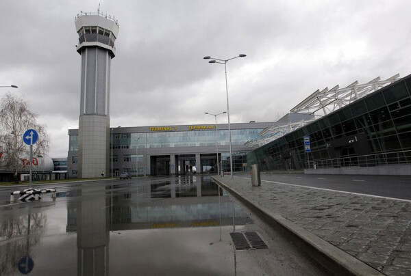 Рейсы приостановлены в аэропорту Казани