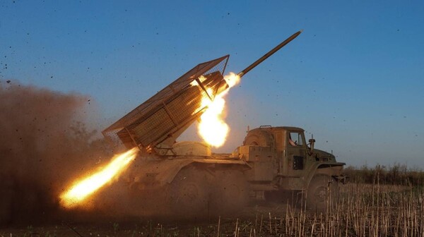 Ukrainian Forces Shell Factory in Bryansk | Ours Abroad News