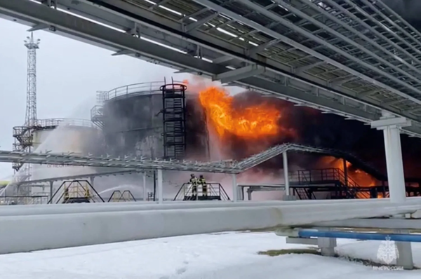 Drone debris causes fire at Russian oil refinery