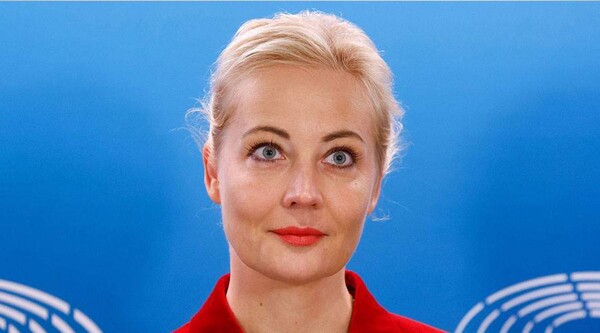 Россия выдает ордер на арест оппозиционного деятеля, находящегося в изгнании