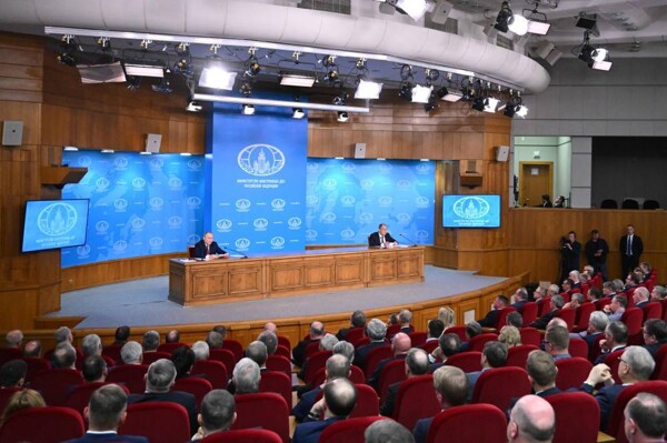 Условия Путина сталкиваются с Украиной в нарастающем противостоянии