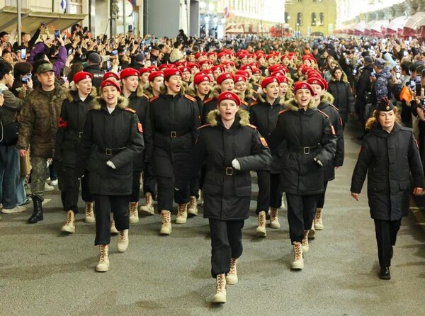 Xi Jinping to Visit Moscow for WWII Victory Celebration