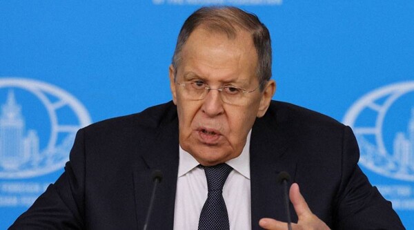 Lavrov: Russia to Continue Trade with Iran Despite US Threats
