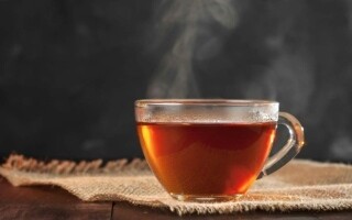 Эксперт предупреждает о рисках пакетированного чая